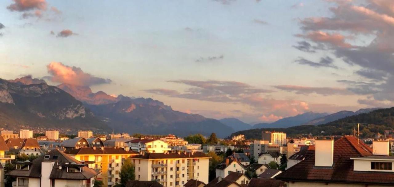 Apartamento Penthouse Flat South-Facing Terrace - Welkeys Annecy Exterior foto