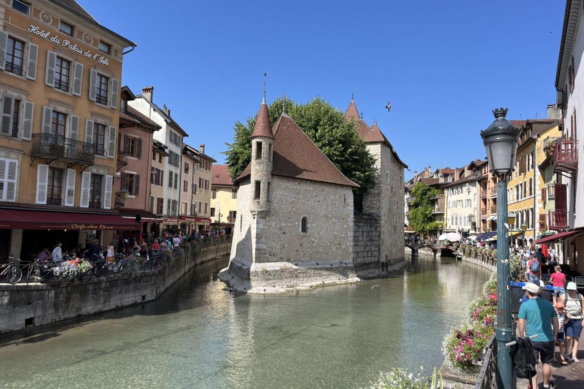 Apartamento Penthouse Flat South-Facing Terrace - Welkeys Annecy Exterior foto