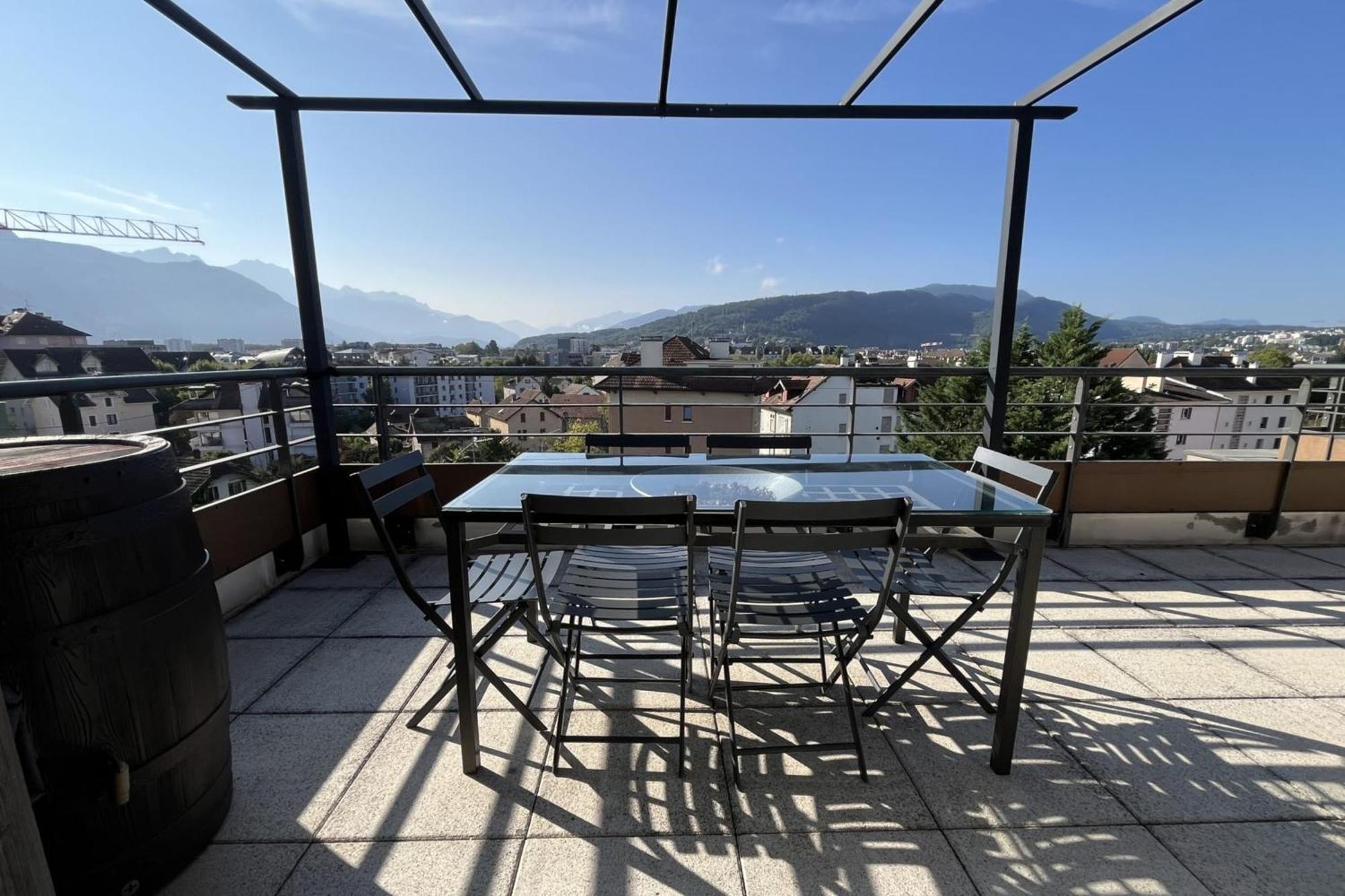 Apartamento Penthouse Flat South-Facing Terrace - Welkeys Annecy Exterior foto